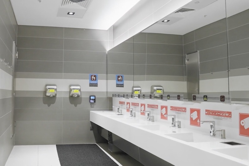 * Europe-cleanest-airport.jpeg